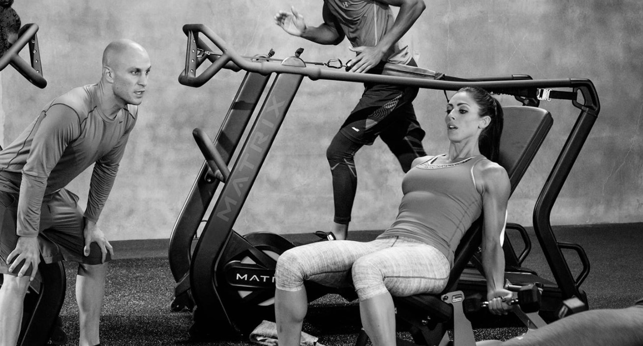 Беговая дорожка MATRIX S-Drive Performance Trainer